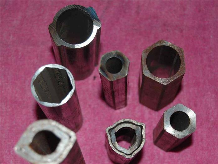 Ki gen fòm Steel Tubing